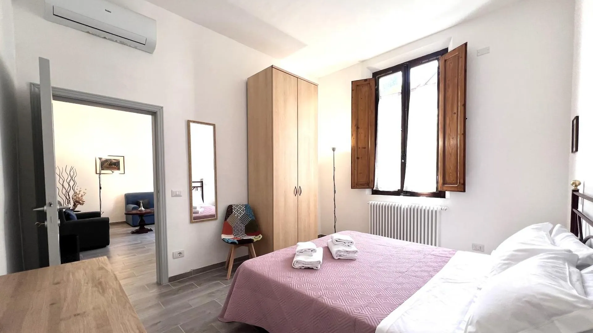 Ortensia-Central Apartment With Terrace Siena