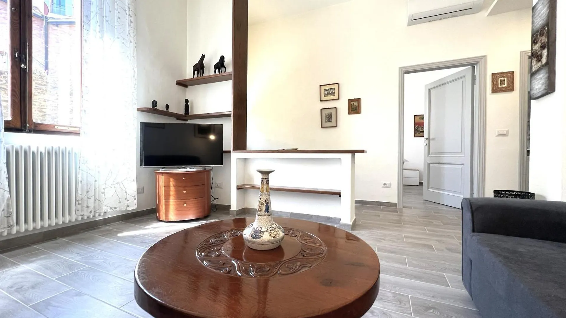 Ortensia-Central Apartment With Terrace Siena Itálie